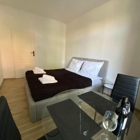 Vip Rooms Apartment Stary Toruń Exteriér fotografie